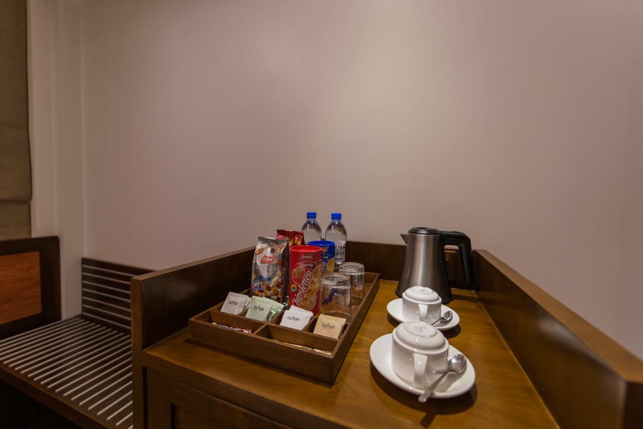 ซามันน์ โฮสต์ Hotel ฮุลฮูมาเล ภายนอก รูปภาพ