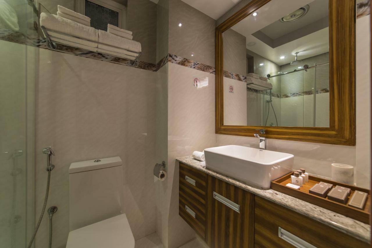 ซามันน์ โฮสต์ Hotel ฮุลฮูมาเล ภายนอก รูปภาพ