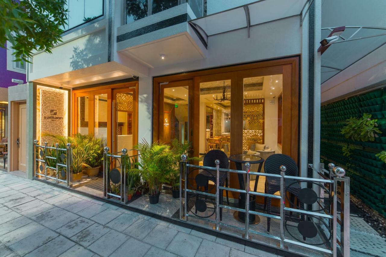 ซามันน์ โฮสต์ Hotel ฮุลฮูมาเล ภายนอก รูปภาพ