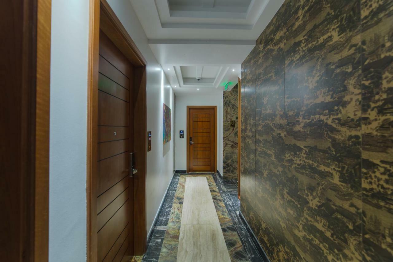 ซามันน์ โฮสต์ Hotel ฮุลฮูมาเล ภายนอก รูปภาพ